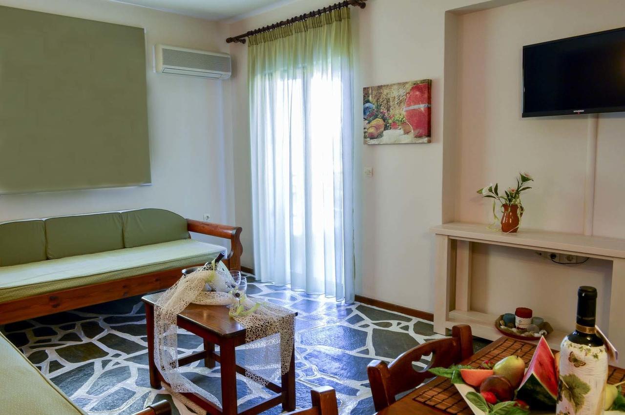Amaryllis Hotel Kalamákion Стая снимка