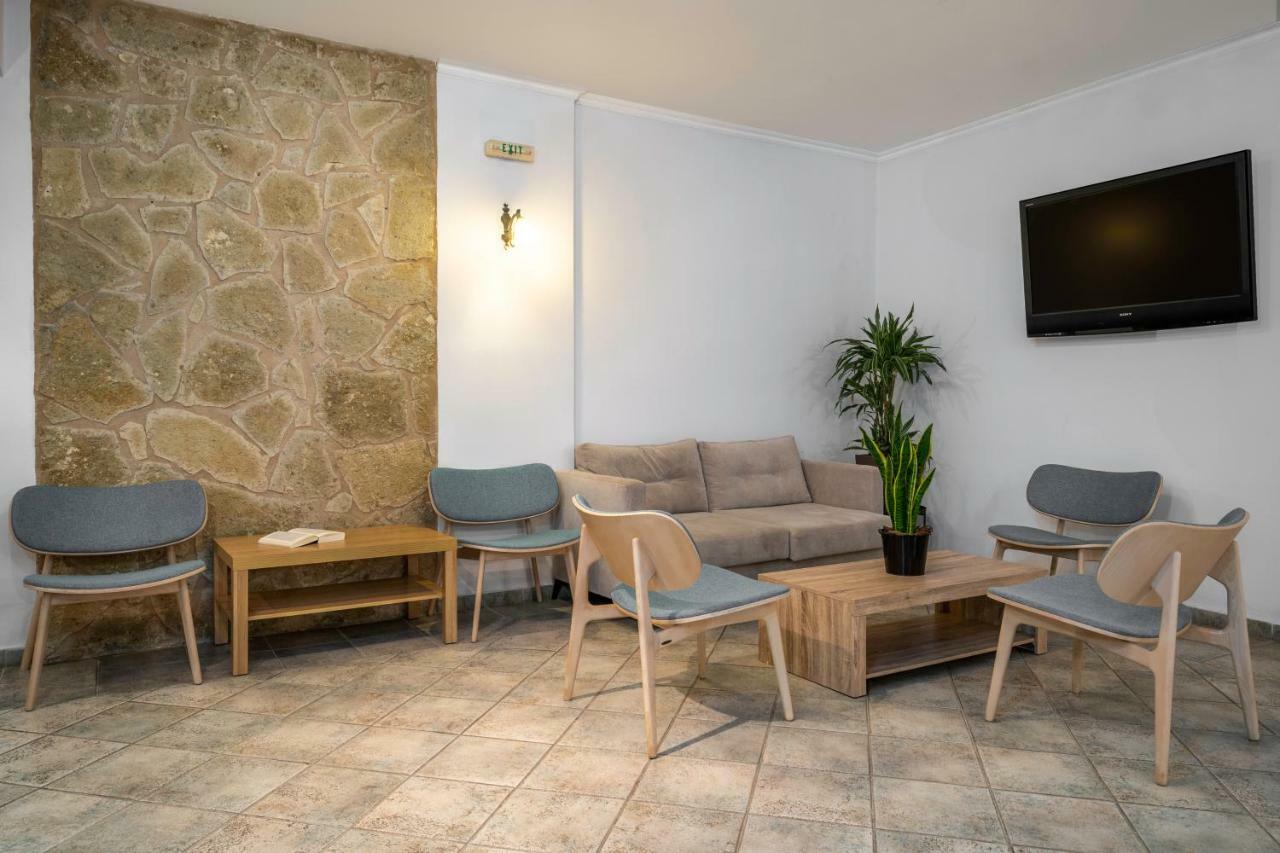 Amaryllis Hotel Kalamákion Екстериор снимка